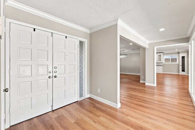 Foto del edificio - 5522 Dumfries Dr