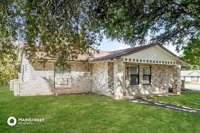 Building Photo - 6511 Shady Bluff