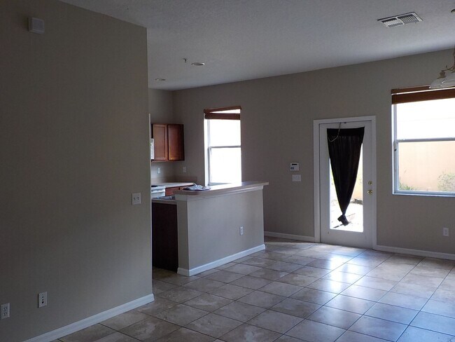 Foto del edificio - Beautiful 3/2.5 Town home w/Garage  in Lee...