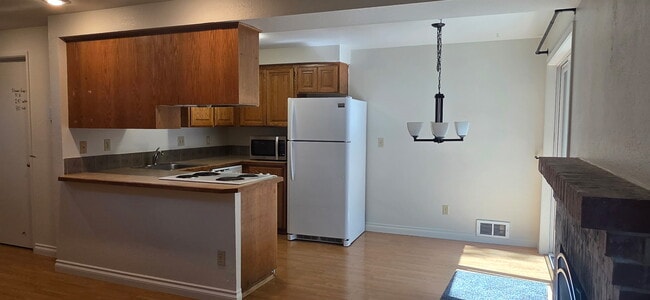 Foto del edificio - 503 S Maple St