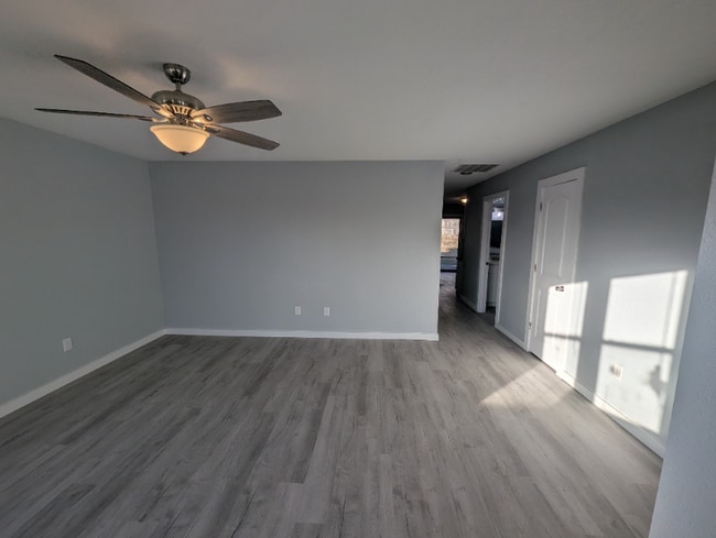 Foto del edificio - 597 SE 110th Rd