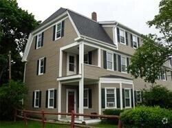 Building Photo - 2 Evergreen St