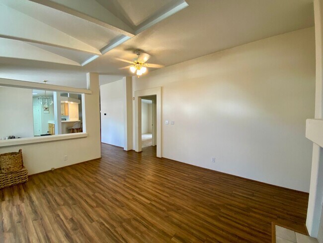 Building Photo - 10410 F Ave