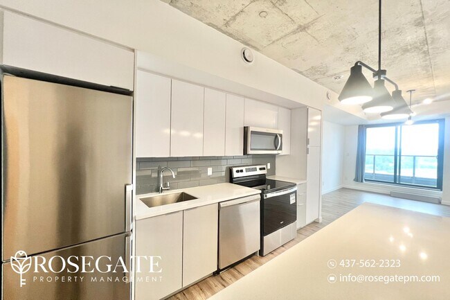 Photo du bâtiment - Modern 1-Bedroom Condo in Brantford – 551 ...