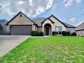 Building Photo - 7343 Kingsport Ln