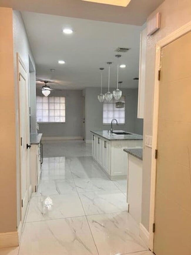 Photo - 1305 Lucaya Dr House