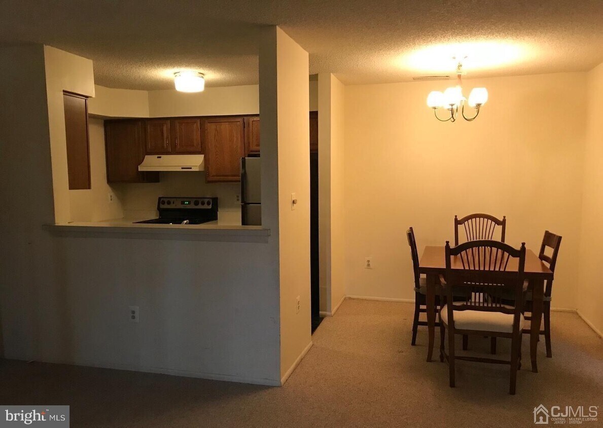 1105 Aspen Dr, Plainsboro Township, NJ 08536 Room for Rent in