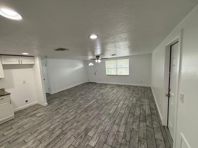 Building Photo - 12702 Social Dr