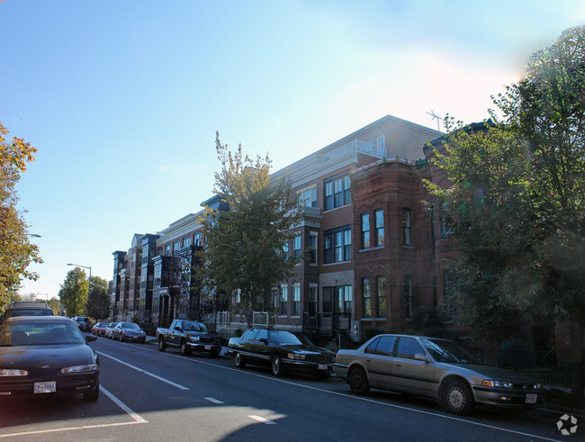 Foto del edificio - Logan Station