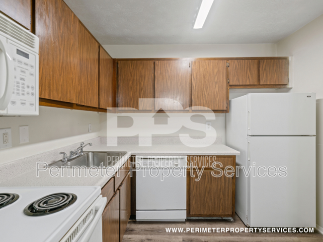 Building Photo - 737 Boggs Rd
