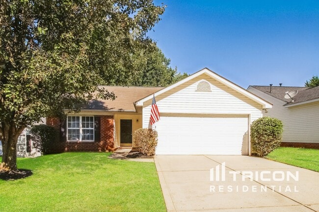Building Photo - 1114 Stonehenge Ln