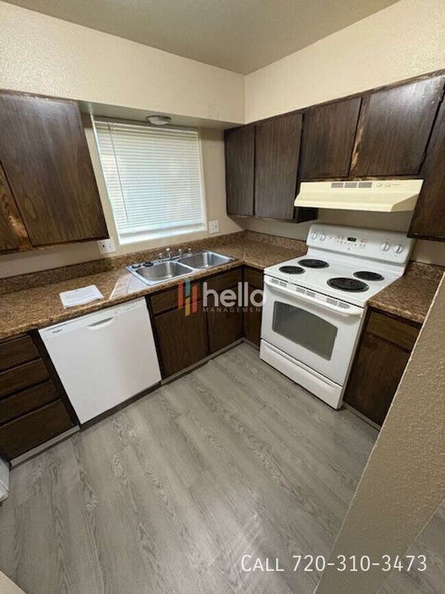 Foto del edificio - 4740 Scenic Cir