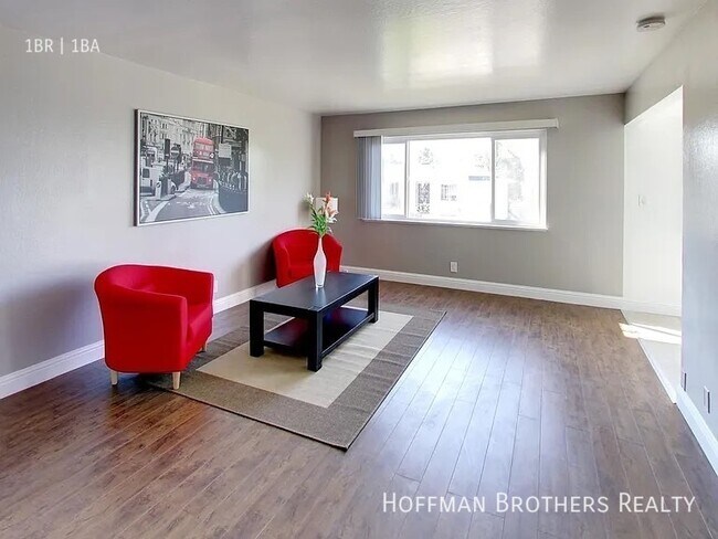 Foto del edificio - 2166 E 27th St