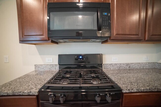 Building Photo - 14510 Chasing Bend Dr