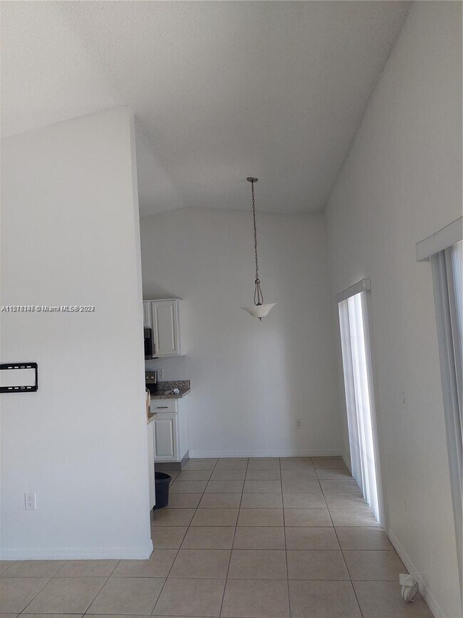 Foto del edificio - 21210 NE 9th Pl