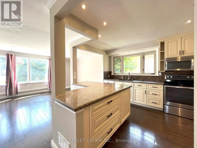 Building Photo - 80 Hostein Dr