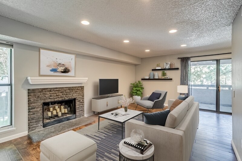 Foto principal - 6420 S Dayton St
