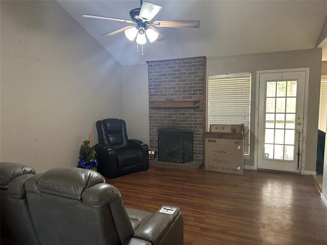 Foto del edificio - 3817 Wake Forest Ln