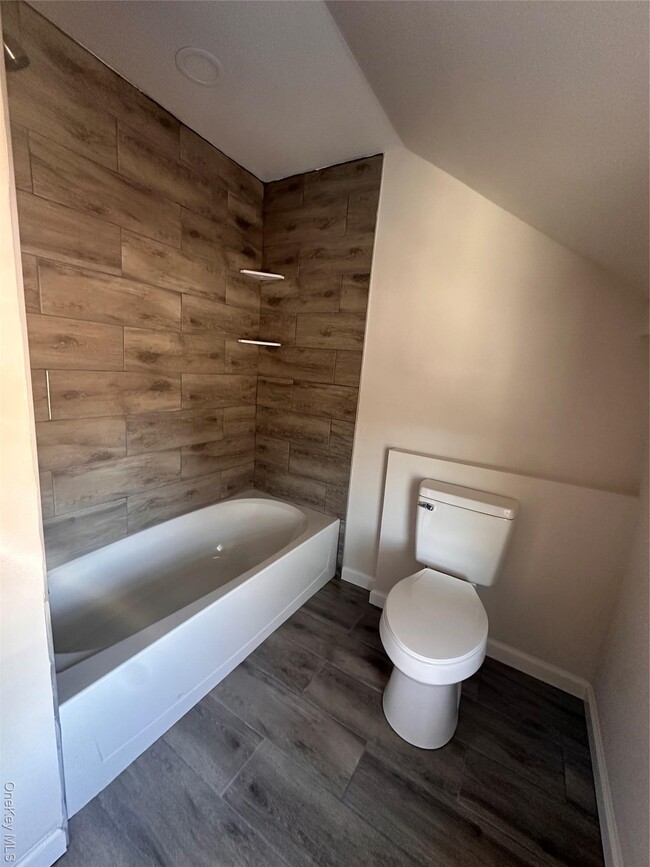 Building Photo - 50 South St