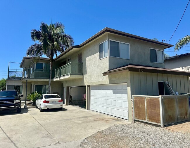 Foto del edificio - 917 N Cedar St