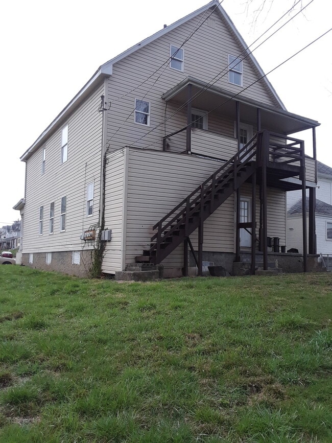Photo - 156 Gunckel Ave Apartment