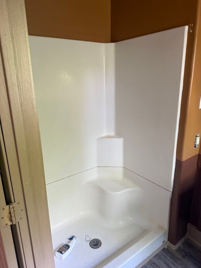 Building Photo - 465 S 4th St