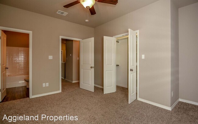 Foto del edificio - 4 br, 4.5 bath House - 3415 Papa bear