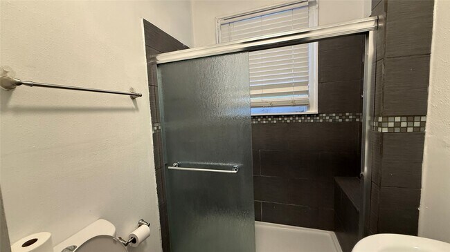Foto del edificio - 1414 Austin St St