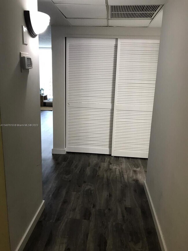 Photo - 19370 Collins Ave Apartment