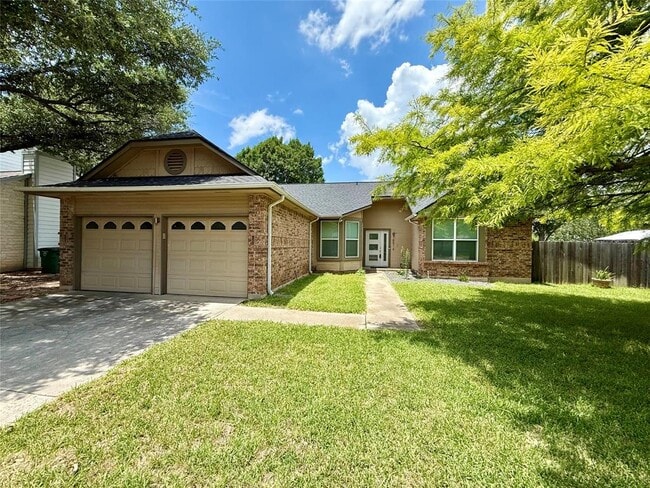 Foto del edificio - 8914 Bridgewood Trail