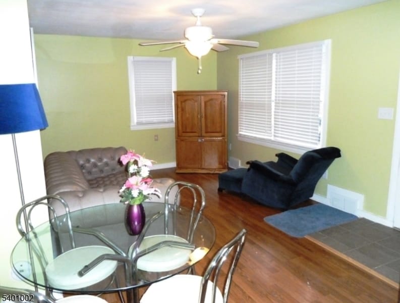 Foto del edificio - 2 Hickory St