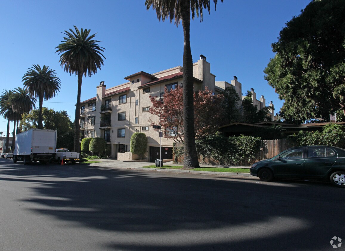 106 Apartments for Rent in Los Feliz, CA Westside Rentals