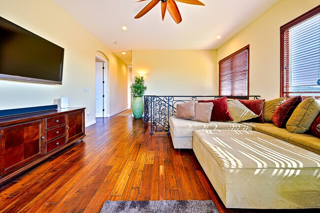 Foto del edificio - 1555 Monitor Rd