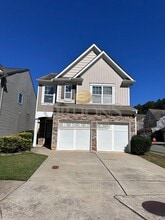 Building Photo - 827 Forsythia Way