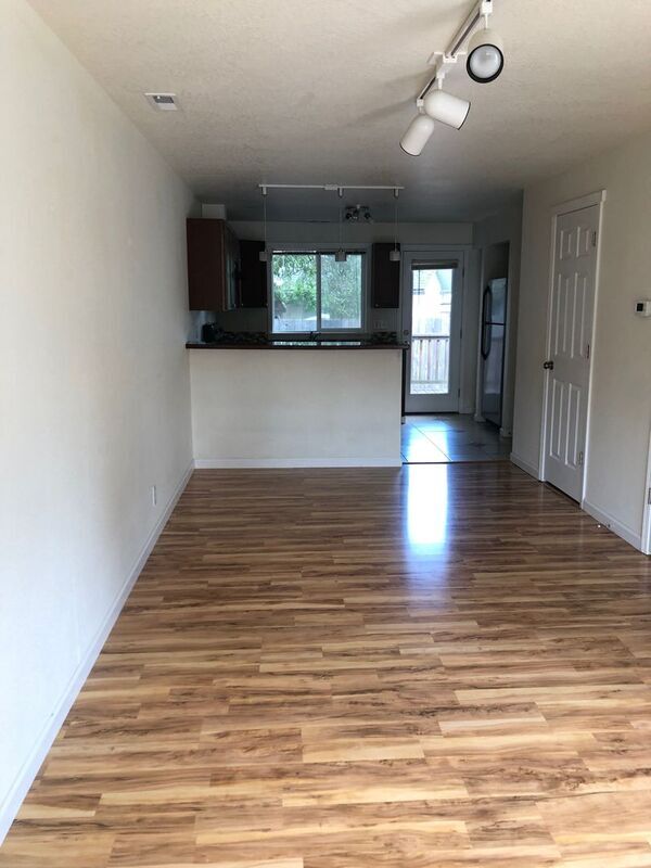 Foto del edificio - 3637 E Amazon Dr