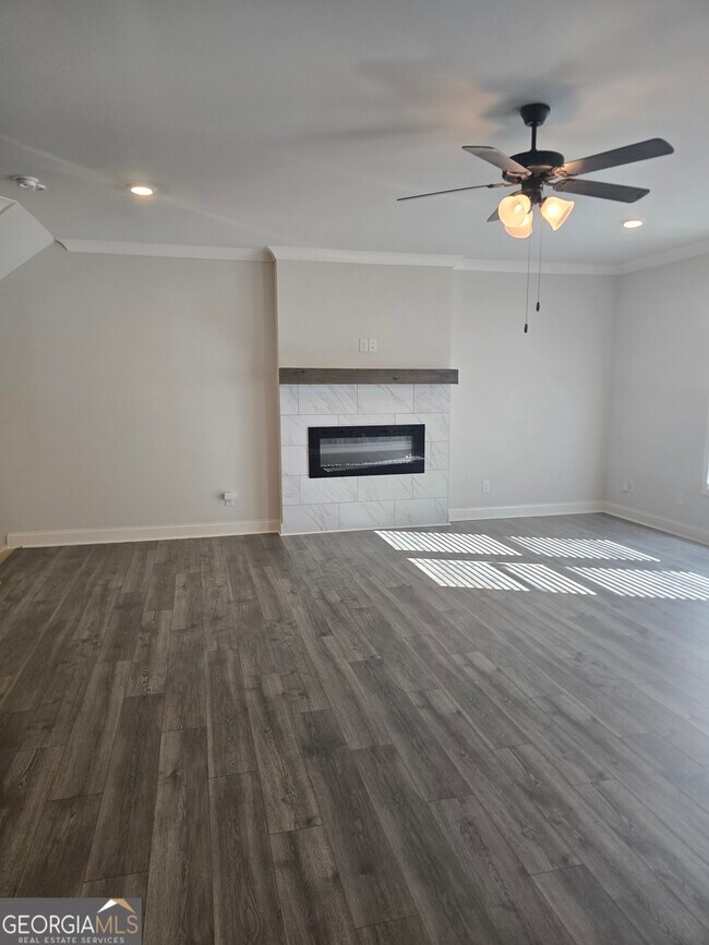 Foto del edificio - 3341 Baneberry Trl