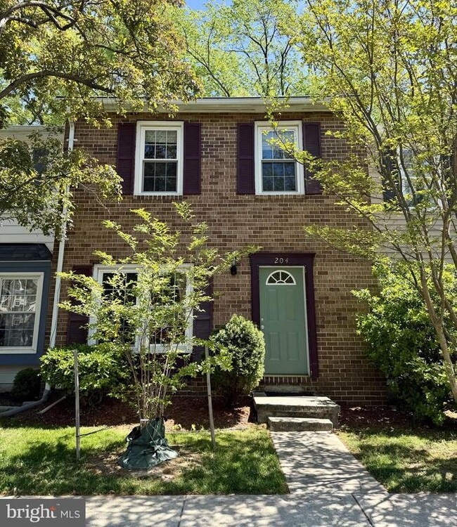 Building Photo - 204 Michele Cir