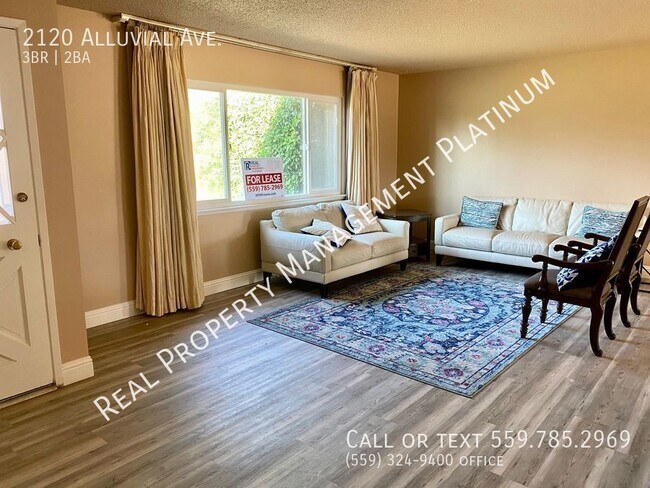 Building Photo - $2,100 Alluvial & Armstrong 3 Bedroom, 212...