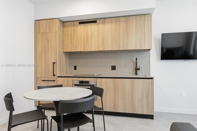 Photo - 121 NE 5th St Apartment