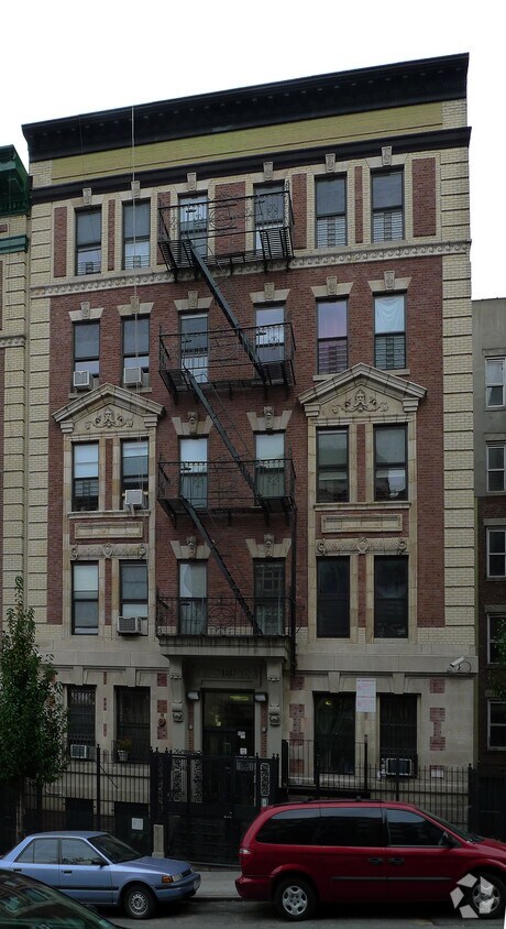 Foto del edificio - 523 W 134th St