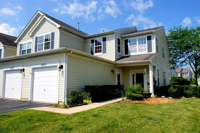 Building Photo - 2921 Falling Waters Dr