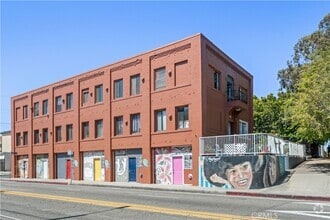 Building Photo - 101 Dudley Ave