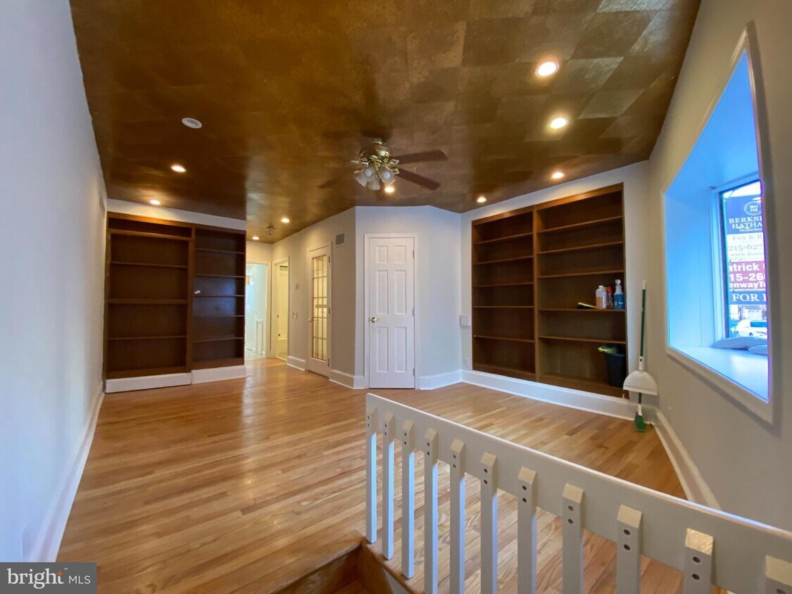 Foto principal - 912 S 2nd St