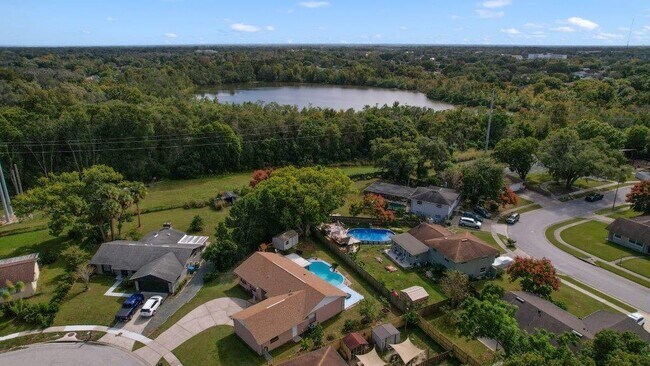 Foto del edificio - 113 Sandalwood Way