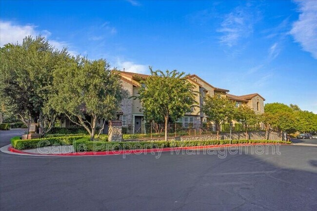 Foto del edificio - 28576 Herrera St