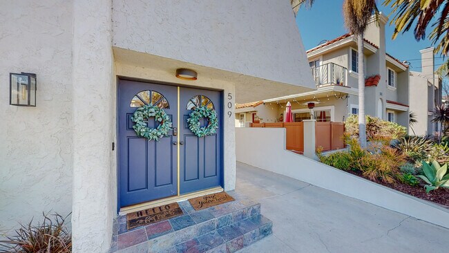 Building Photo - 509 N Elena Ave