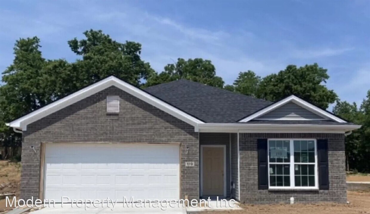 Primary Photo - 3 br, 2 bath House - 119 Kirkstall Way