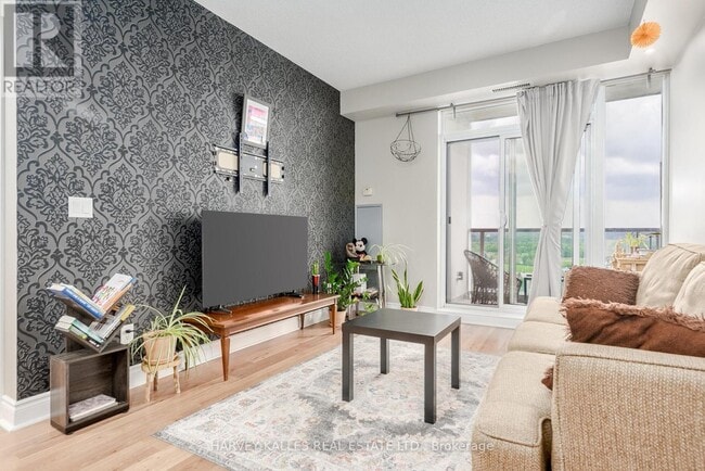 Building Photo - 7 N Park Rd