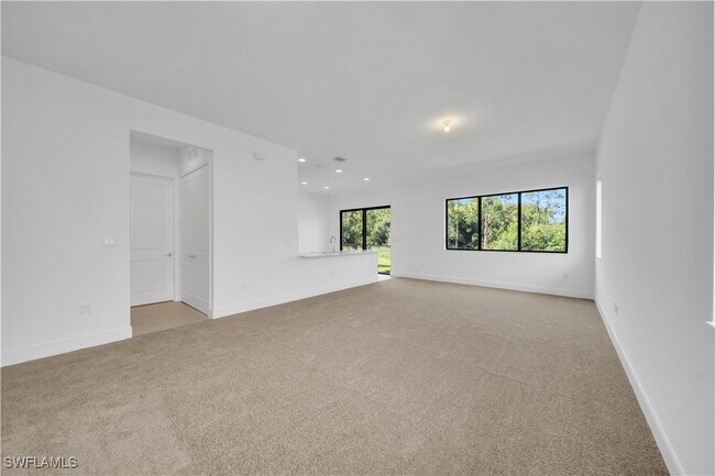Building Photo - 5840 Agostino Way