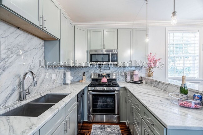 Photo - 1201 Baronne Street Apartment